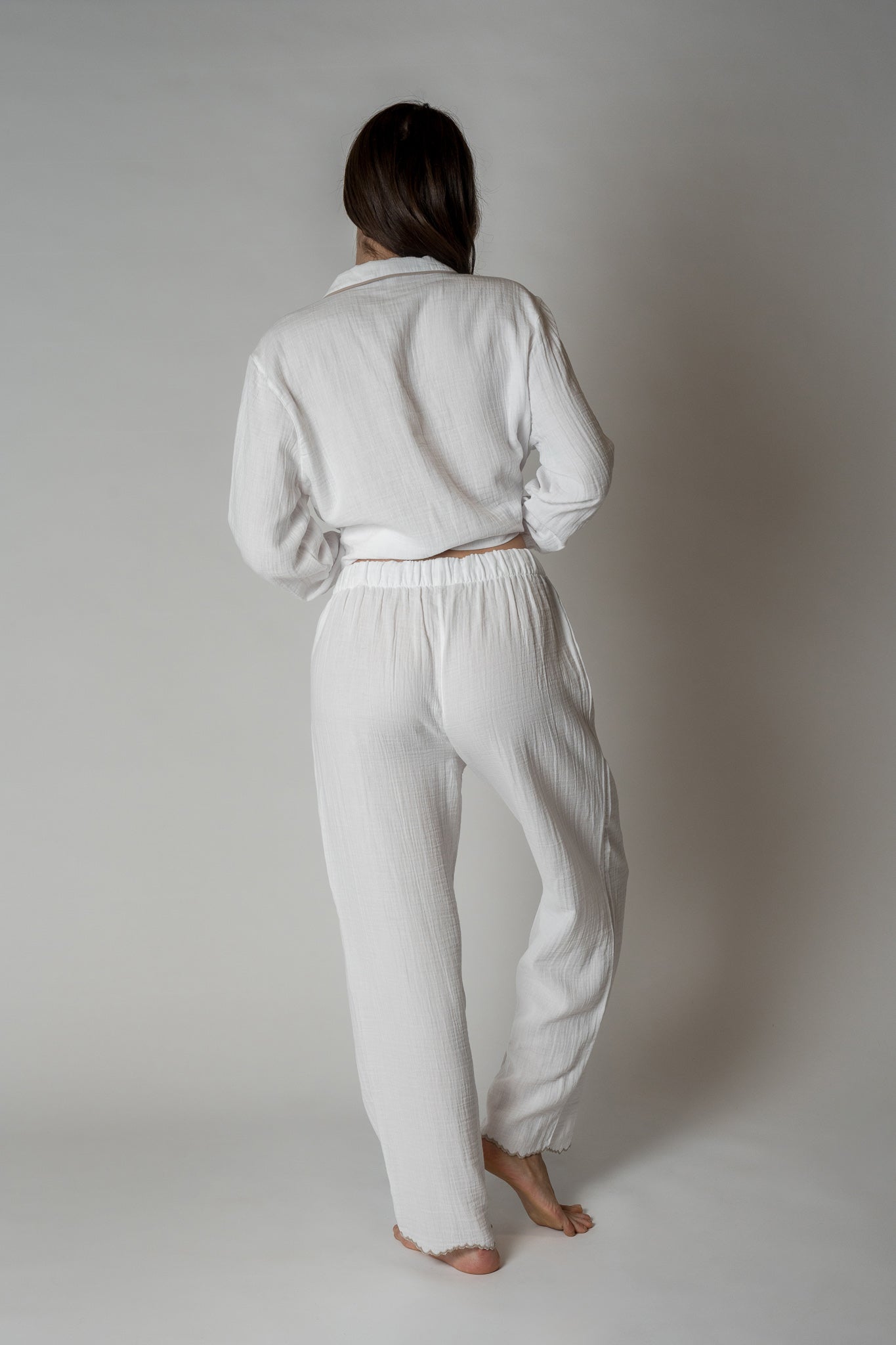 WORW Women's Soft 4-Layer Cotton Gauze Pajama Set - V-Neck Top & Elastic Waist Pants (White, Small)
