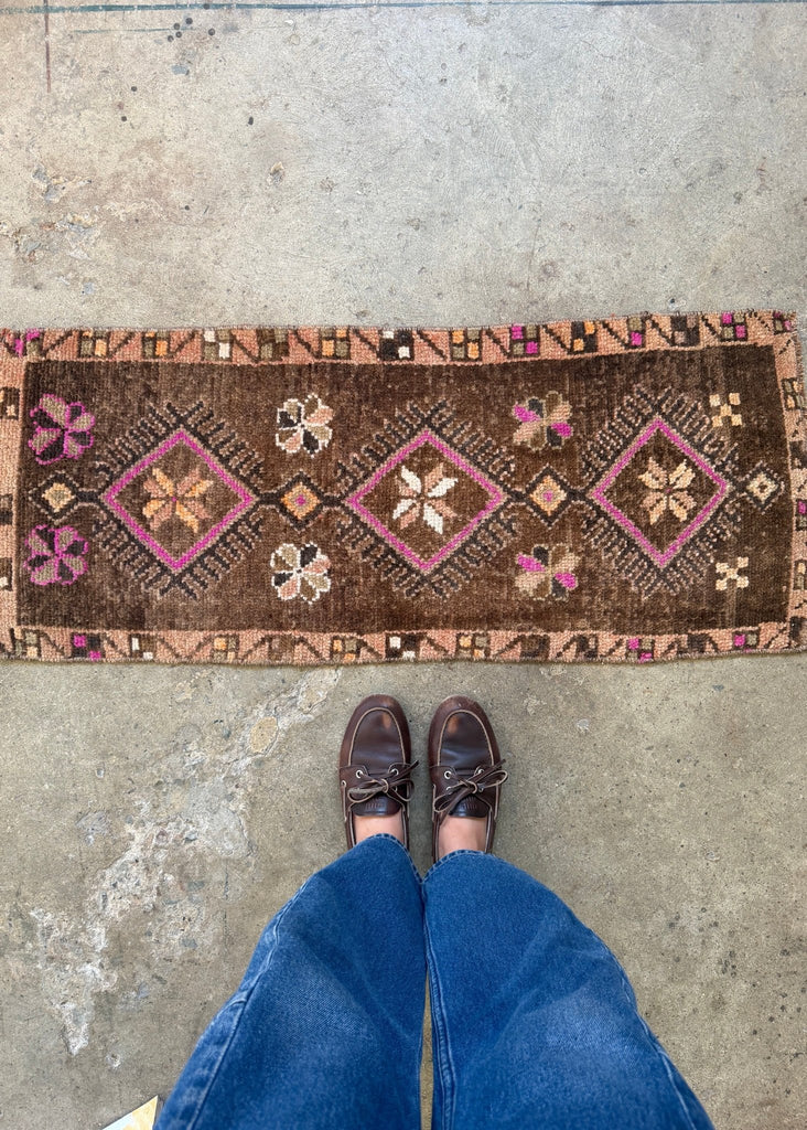 Vintage Turkish Rugs – House No.23
