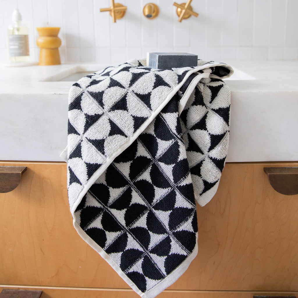 Harper Hand Towel - Meteorite - House No.23