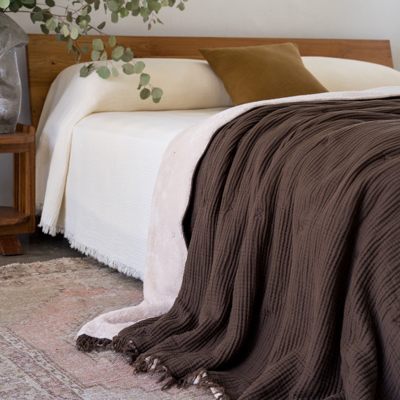 Alaia Extra Large Sherpa Blanket