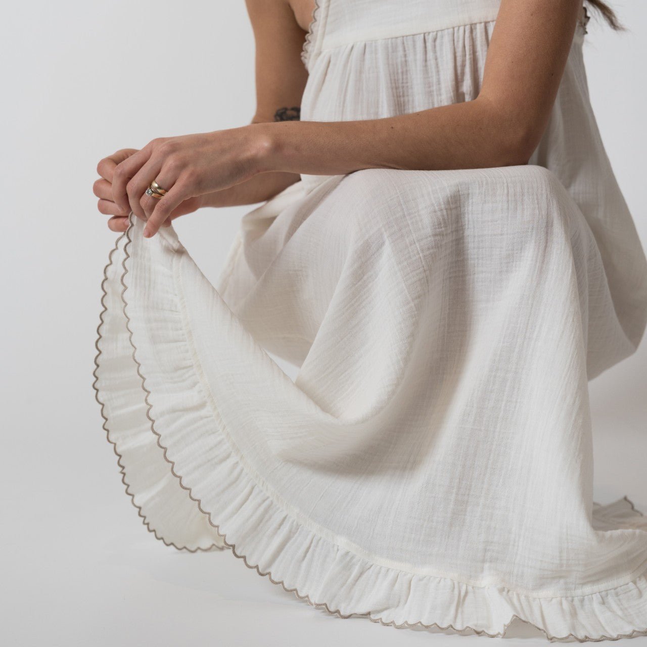 white cotton slip dress Organic Gauze Alaia Nightgown – House No.23 BS26APR Organic Cotton Lavender Maxi Made of our signature Size:3/4